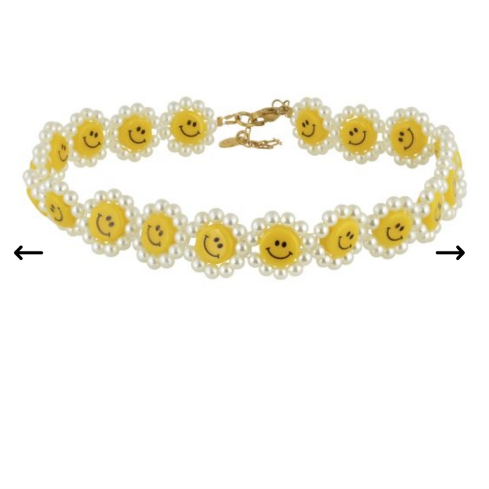 MAYOL NATIONAL LAMPOON CHOKER Smiley Faces White Pearls New
